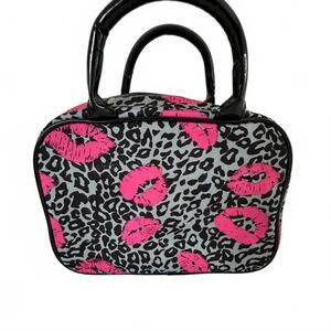 Betsy Johnson Kiss Print Cosmetic/ Makeup Bag